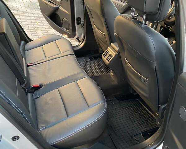 Сірий Рено Меган, об'ємом двигуна 1.4 л та пробігом 127 тис. км за 6800 $, фото 14 на Automoto.ua