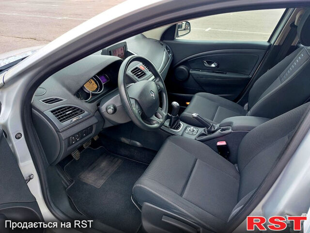 Сірий Рено Меган, об'ємом двигуна 1.6 л та пробігом 219 тис. км за 7300 $, фото 8 на Automoto.ua