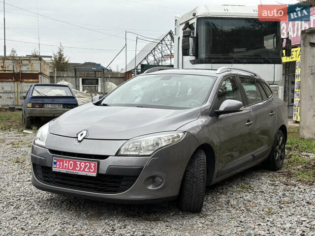 Сірий Рено Меган, об'ємом двигуна 1.6 л та пробігом 227 тис. км за 7500 $, фото 3 на Automoto.ua
