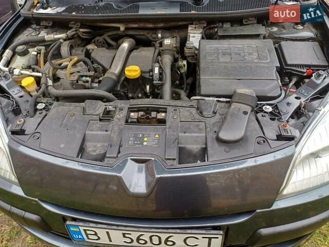 Серый Рено Меган, объемом двигателя 1.46 л и пробегом 230 тыс. км за 7500 $, фото 1 на Automoto.ua