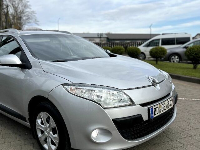 Серый Рено Меган, объемом двигателя 1.5 л и пробегом 263 тыс. км за 5490 $, фото 1 на Automoto.ua