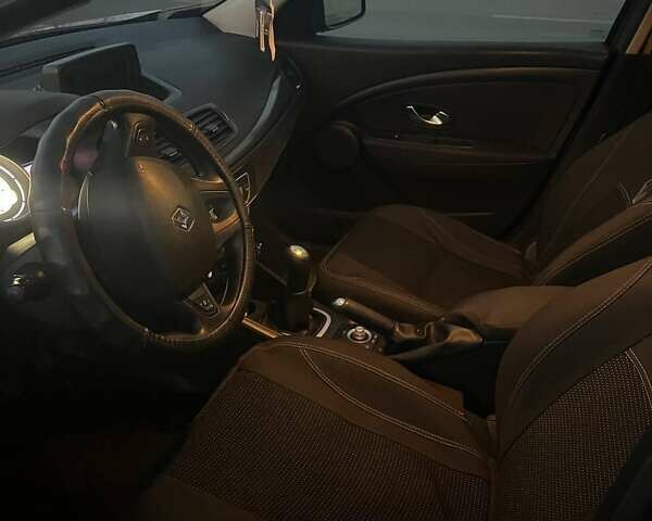 Серый Рено Меган, объемом двигателя 1.46 л и пробегом 274 тыс. км за 7100 $, фото 25 на Automoto.ua