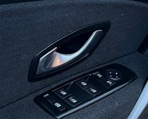 Серый Рено Меган, объемом двигателя 1.6 л и пробегом 215 тыс. км за 7600 $, фото 17 на Automoto.ua