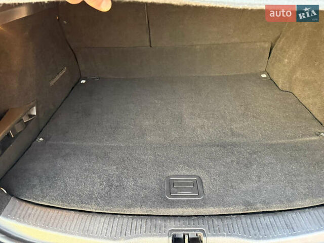 Серый Рено Меган, объемом двигателя 1.4 л и пробегом 193 тыс. км за 6700 $, фото 32 на Automoto.ua