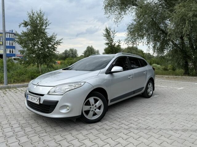 Серый Рено Меган, объемом двигателя 1.9 л и пробегом 201 тыс. км за 6999 $, фото 2 на Automoto.ua