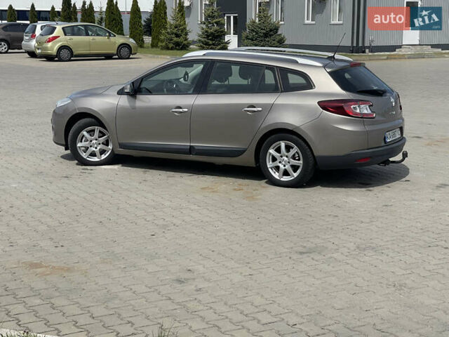 Сірий Рено Меган, об'ємом двигуна 1.46 л та пробігом 251 тис. км за 7300 $, фото 7 на Automoto.ua
