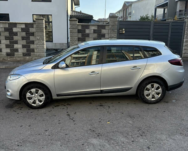 Серый Рено Меган, объемом двигателя 1.46 л и пробегом 244 тыс. км за 4950 $, фото 6 на Automoto.ua