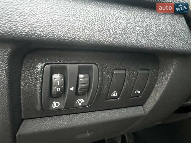 Серый Рено Меган, объемом двигателя 1.5 л и пробегом 225 тыс. км за 7600 $, фото 4 на Automoto.ua