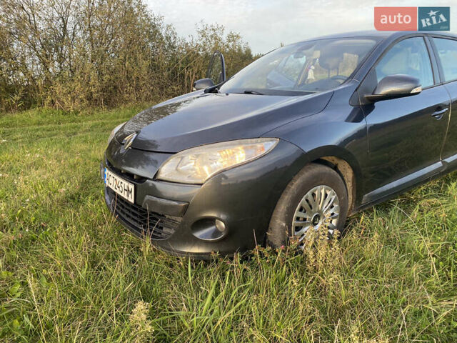 Сірий Рено Меган, об'ємом двигуна 1.5 л та пробігом 269 тис. км за 6700 $, фото 2 на Automoto.ua