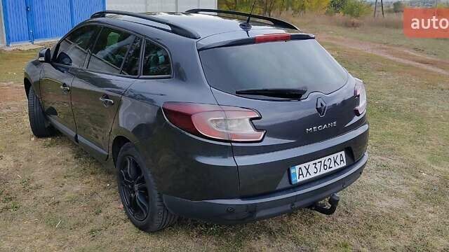 Серый Рено Меган, объемом двигателя 1.46 л и пробегом 307 тыс. км за 7300 $, фото 4 на Automoto.ua