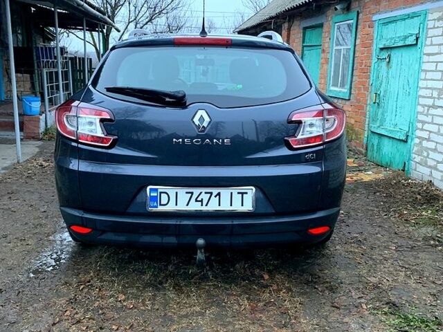 Серый Рено Меган, объемом двигателя 1.5 л и пробегом 0 тыс. км за 7400 $, фото 5 на Automoto.ua