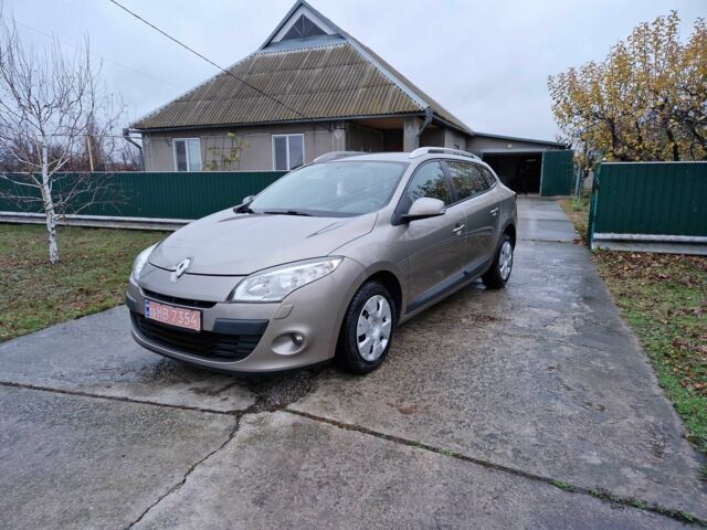 Сірий Рено Меган, об'ємом двигуна 1.6 л та пробігом 238 тис. км за 7350 $, фото 3 на Automoto.ua