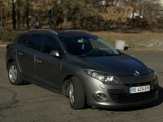 Сірий Рено Меган, об'ємом двигуна 1.5 л та пробігом 270 тис. км за 7750 $, фото 3 на Automoto.ua