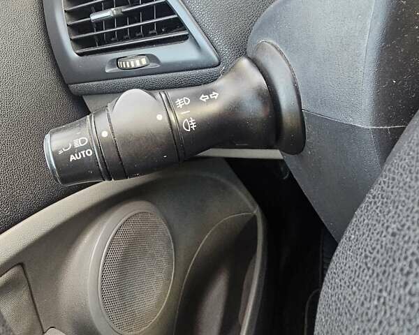 Серый Рено Меган, объемом двигателя 1.46 л и пробегом 257 тыс. км за 5150 $, фото 35 на Automoto.ua