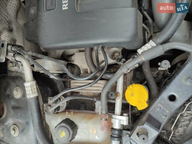 Серый Рено Меган, объемом двигателя 1.4 л и пробегом 250 тыс. км за 7500 $, фото 96 на Automoto.ua