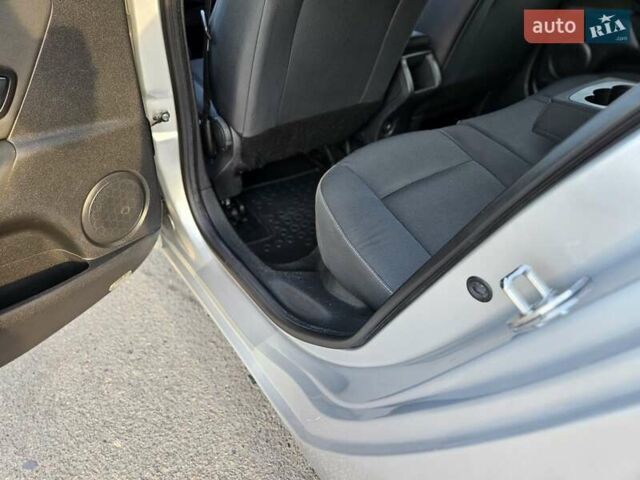 Серый Рено Меган, объемом двигателя 1.6 л и пробегом 195 тыс. км за 7850 $, фото 67 на Automoto.ua