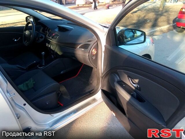 Сірий Рено Меган, об'ємом двигуна 1.5 л та пробігом 296 тис. км за 5500 $, фото 3 на Automoto.ua