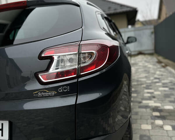 Серый Рено Меган, объемом двигателя 1.5 л и пробегом 215 тыс. км за 6800 $, фото 19 на Automoto.ua