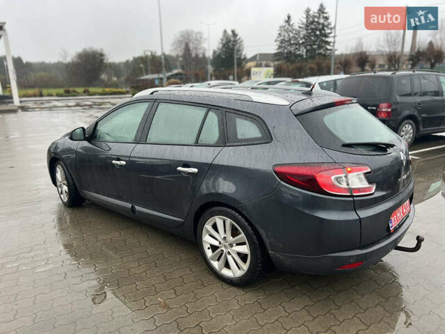 Серый Рено Меган, объемом двигателя 1.6 л и пробегом 223 тыс. км за 6150 $, фото 3 на Automoto.ua
