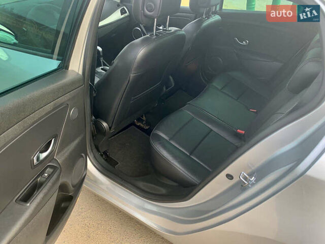 Серый Рено Меган, объемом двигателя 1.46 л и пробегом 242 тыс. км за 7990 $, фото 16 на Automoto.ua
