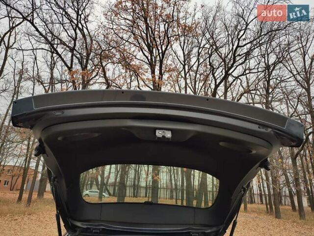 Серый Рено Меган, объемом двигателя 1.4 л и пробегом 250 тыс. км за 7500 $, фото 196 на Automoto.ua