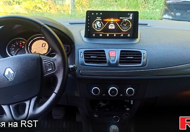 Сірий Рено Меган, об'ємом двигуна 1.6 л та пробігом 205 тис. км за 7100 $, фото 3 на Automoto.ua