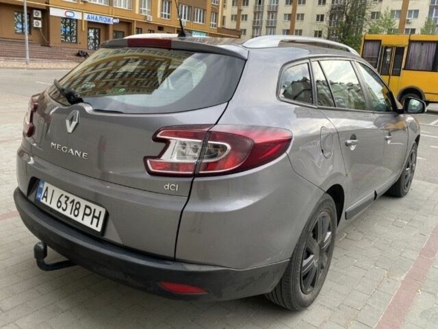 Серый Рено Меган, объемом двигателя 1.5 л и пробегом 2 тыс. км за 7000 $, фото 1 на Automoto.ua