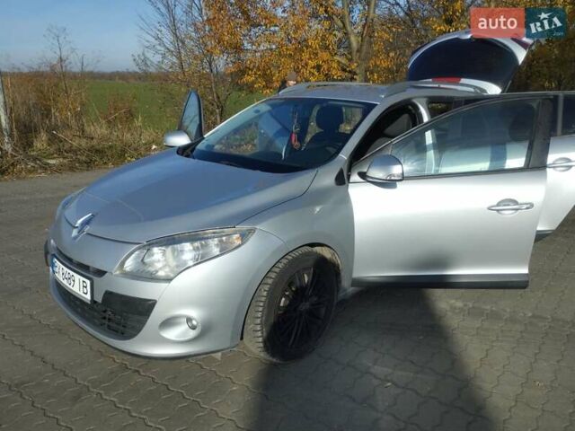 Серый Рено Меган, объемом двигателя 1.6 л и пробегом 205 тыс. км за 6400 $, фото 9 на Automoto.ua