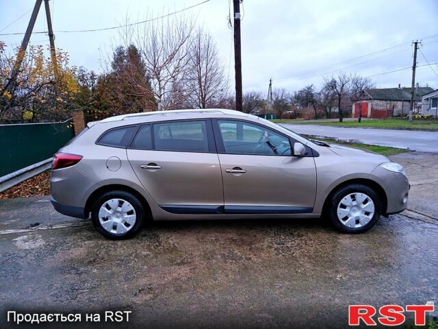 Серый Рено Меган, объемом двигателя 1.6 л и пробегом 238 тыс. км за 7350 $, фото 2 на Automoto.ua