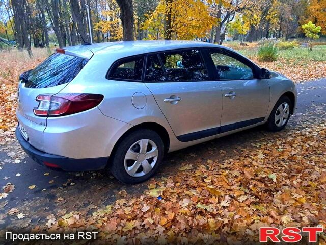 Серый Рено Меган, объемом двигателя 1.5 л и пробегом 200 тыс. км за 6999 $, фото 1 на Automoto.ua