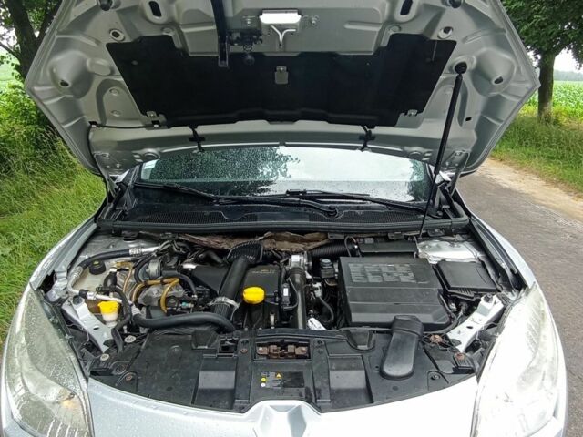 Серый Рено Меган, объемом двигателя 0 л и пробегом 270 тыс. км за 6800 $, фото 6 на Automoto.ua