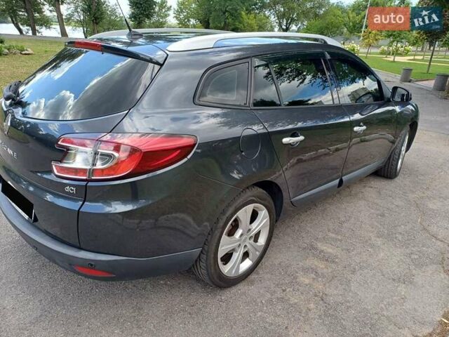 Серый Рено Меган, объемом двигателя 1.5 л и пробегом 273 тыс. км за 7750 $, фото 2 на Automoto.ua