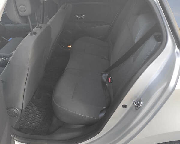 Серый Рено Меган, объемом двигателя 1.46 л и пробегом 270 тыс. км за 7350 $, фото 8 на Automoto.ua