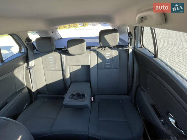 Серый Рено Меган, объемом двигателя 1.5 л и пробегом 279 тыс. км за 6750 $, фото 13 на Automoto.ua