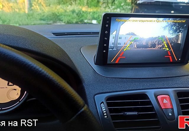 Сірий Рено Меган, об'ємом двигуна 1.6 л та пробігом 205 тис. км за 7100 $, фото 2 на Automoto.ua