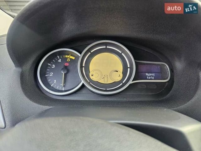 Серый Рено Меган, объемом двигателя 1.46 л и пробегом 257 тыс. км за 5150 $, фото 45 на Automoto.ua
