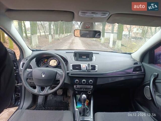 Серый Рено Меган, объемом двигателя 1.46 л и пробегом 370 тыс. км за 6200 $, фото 12 на Automoto.ua