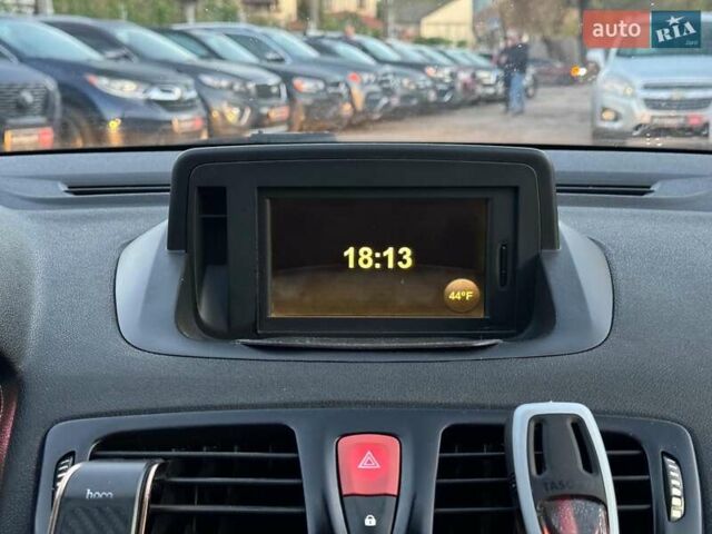 Сірий Рено Меган, об'ємом двигуна 1.9 л та пробігом 297 тис. км за 7290 $, фото 26 на Automoto.ua