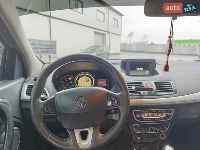 Сірий Рено Меган, об'ємом двигуна 1.5 л та пробігом 310 тис. км за 6800 $, фото 28 на Automoto.ua
