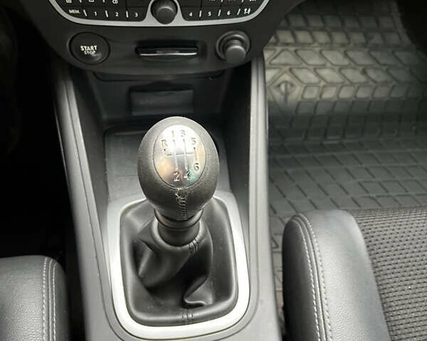 Сірий Рено Меган, об'ємом двигуна 1.46 л та пробігом 223 тис. км за 6250 $, фото 13 на Automoto.ua