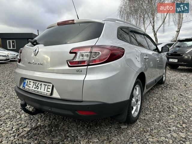 Сірий Рено Меган, об'ємом двигуна 1.5 л та пробігом 243 тис. км за 7300 $, фото 4 на Automoto.ua