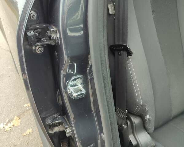 Серый Рено Меган, объемом двигателя 1.4 л и пробегом 250 тыс. км за 7500 $, фото 160 на Automoto.ua