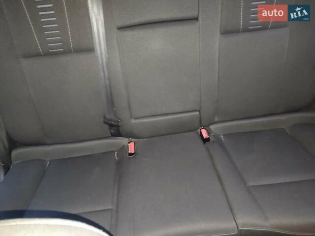 Сірий Рено Меган, об'ємом двигуна 1.6 л та пробігом 210 тис. км за 6700 $, фото 16 на Automoto.ua