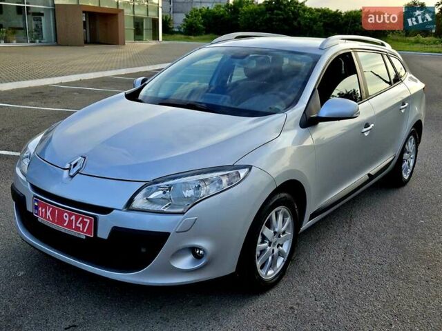 Серый Рено Меган, объемом двигателя 1.6 л и пробегом 195 тыс. км за 7850 $, фото 47 на Automoto.ua