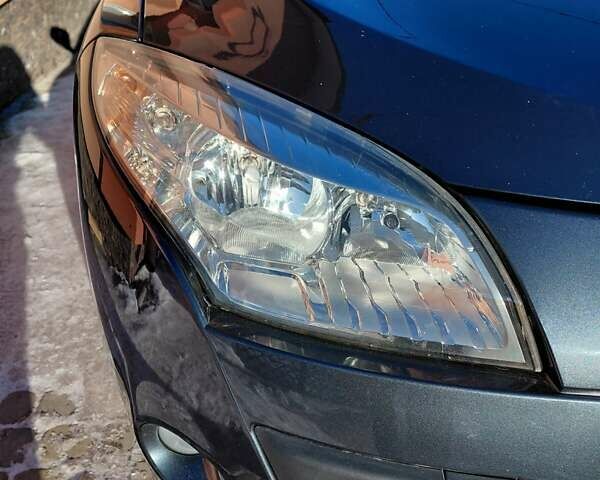 Сірий Рено Меган, об'ємом двигуна 1.6 л та пробігом 195 тис. км за 6999 $, фото 6 на Automoto.ua