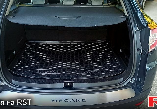 Сірий Рено Меган, об'ємом двигуна 1.6 л та пробігом 205 тис. км за 7100 $, фото 11 на Automoto.ua