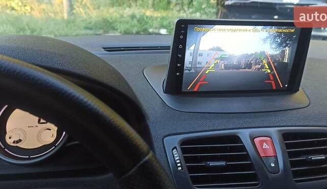 Сірий Рено Меган, об'ємом двигуна 1.6 л та пробігом 205 тис. км за 6900 $, фото 3 на Automoto.ua