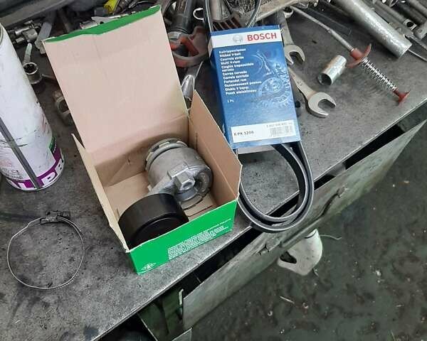 Серый Рено Меган, объемом двигателя 1.46 л и пробегом 280 тыс. км за 6700 $, фото 1 на Automoto.ua