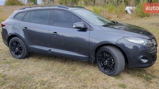 Серый Рено Меган, объемом двигателя 1.46 л и пробегом 307 тыс. км за 7300 $, фото 3 на Automoto.ua