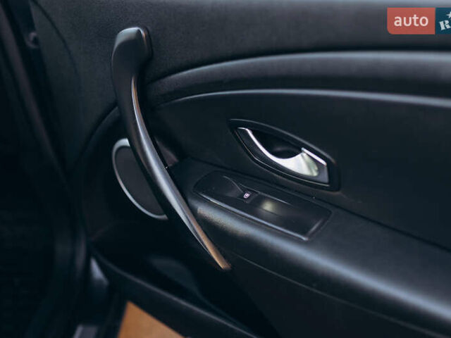 Серый Рено Меган, объемом двигателя 1.46 л и пробегом 288 тыс. км за 6550 $, фото 22 на Automoto.ua